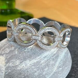 Simply Vera Rhinestone Circles Clasp Bracelet Silver Tone Like New